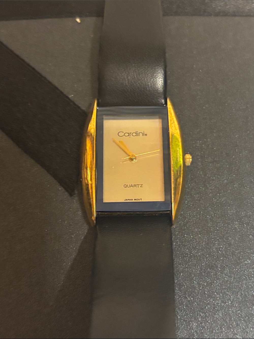 Vintage Cardini quartz dress watch genuine leather not working